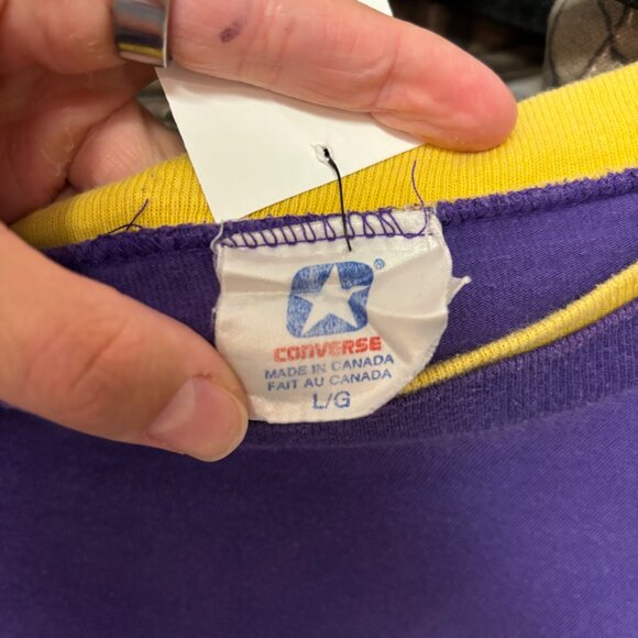 L - Vintage Converse Purple & Yellow T - Picture 4 of 4
